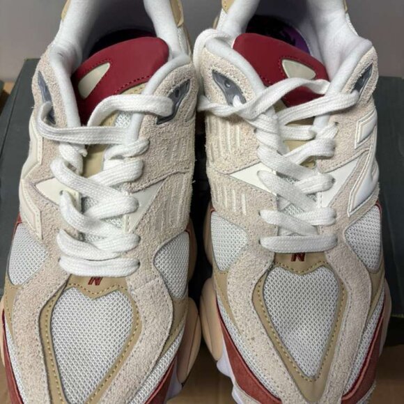 Men Rose Cream New Balance size 10.5